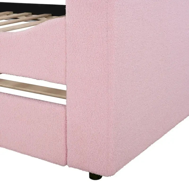 Daybed in pile di orsetto singolo con braccioli portaoggetti e rotelle estraibili